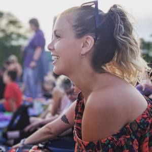 Meet your Posher, Sarah-claude